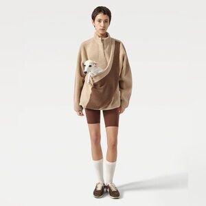 Riikyu Cozy Two-Tone Fleece Jacket with Pet Pouch; Size Medium